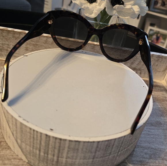 Jimmy Choo Tortoise Shell Sunglasses NWT - Picture 5 of 6